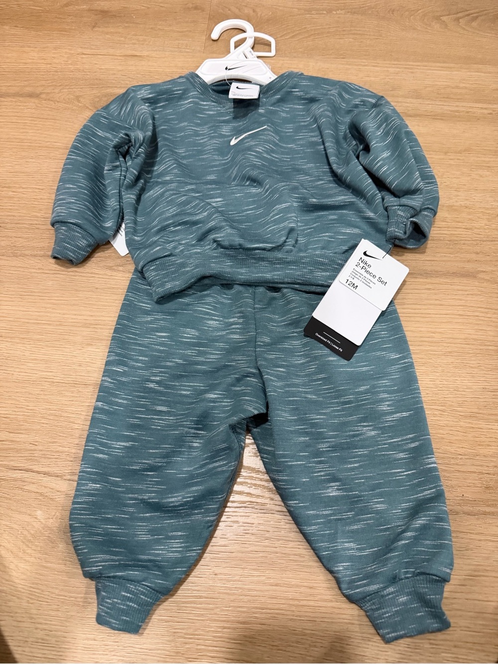 Nike Sweatshirt & Joggers Set 12 Months